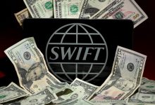 Фото - Европейские банки массово прекратили прием SWIFT-платежей из РФ