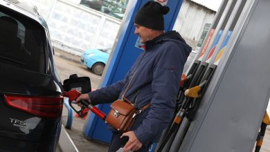 Фото - Доля россиян, заправляющих автомобили бензином марки Аи-92, выросла на 5% в 2022 году